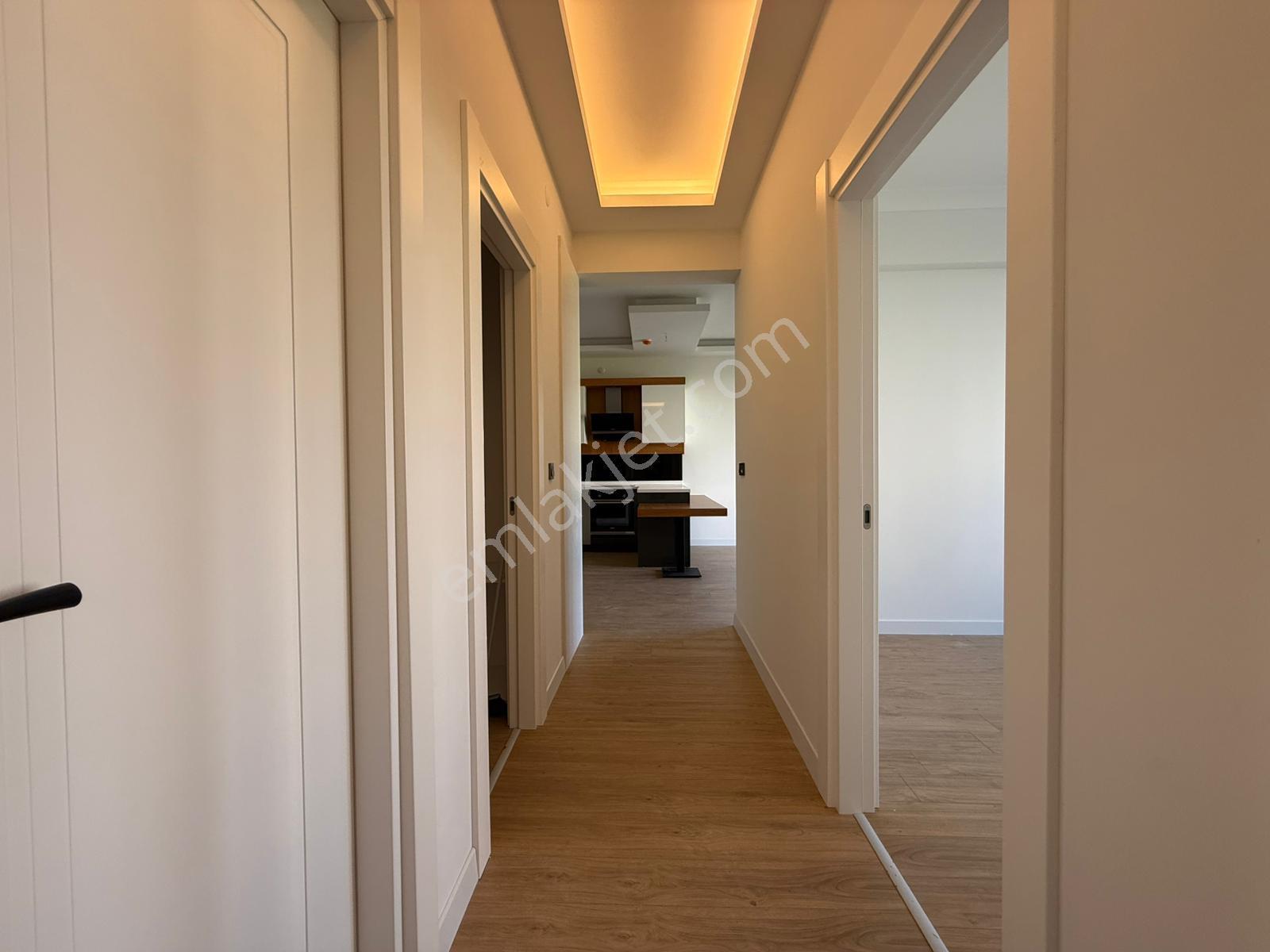 Güvenlikli Site İçerisinde Ebeveyn Banyolu Full Yapılı 2+1 Daire - Görsel 15