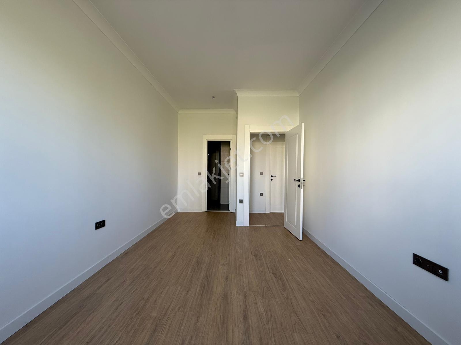 Güvenlikli Site İçerisinde Ebeveyn Banyolu Full Yapılı 2+1 Daire - Görsel 13
