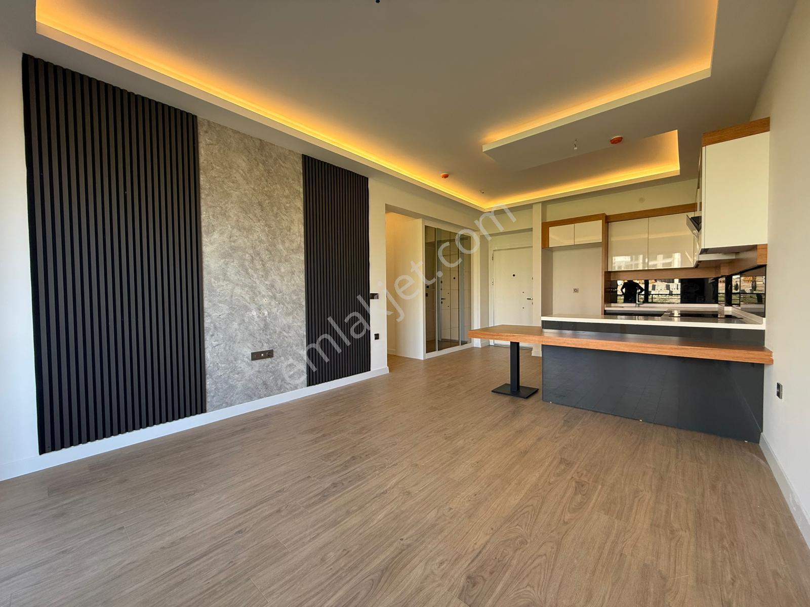 Güvenlikli Site İçerisinde Ebeveyn Banyolu Full Yapılı 2+1 Daire - Görsel 8