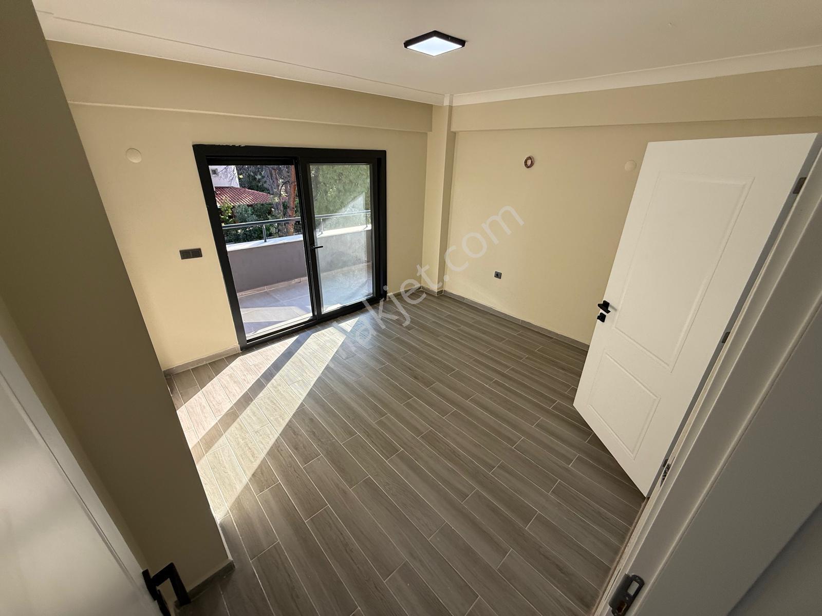 İzmir Dikili Salihler'de Denize Yakın Satılık Sıfır 5+1 Villa - Görsel 20