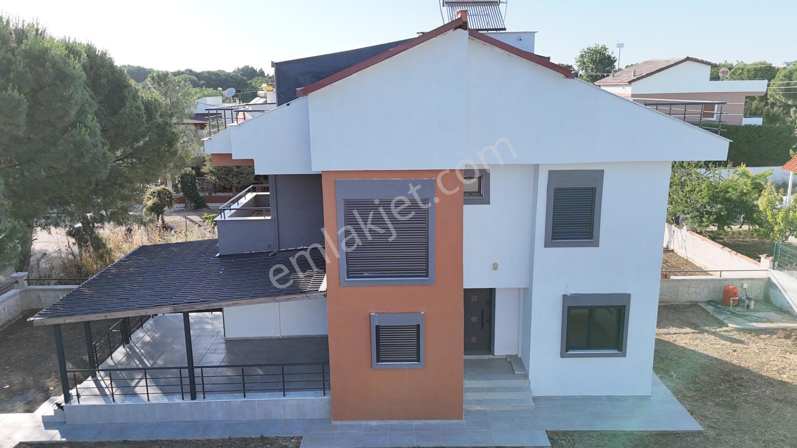 İzmir Dikili Salihler'de Denize Yakın Satılık Sıfır 5+1 Villa - Görsel 35