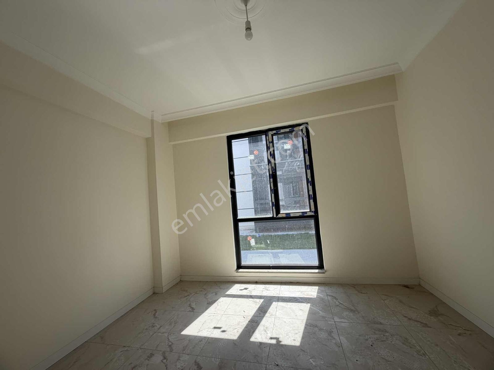 Ayşe Emlak'tan Site İçerisinde Ebeveyn Banyolu Satılık Daire - Görsel 14