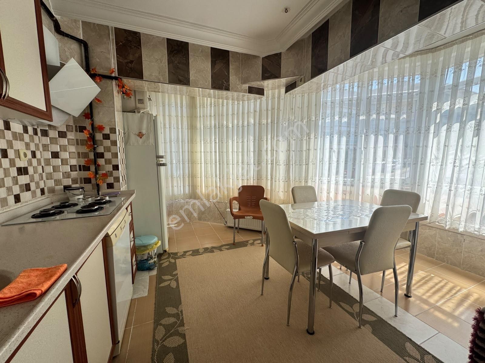 Vip'den Merkezi Konum 2+1 Ön Cephe Katta Satılık Daire! - Görsel 23