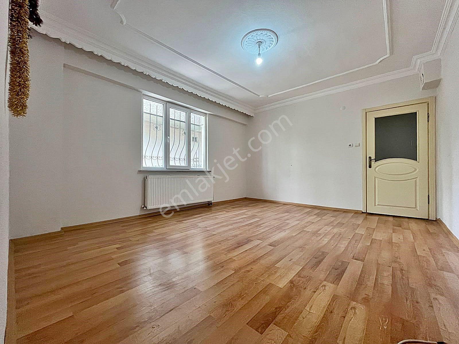 Az-er Yapıdan Bahçelievler Mahallesinde Bekara Ve Aileye Uygun 2+1 Kiralık Daire! - Görsel 2