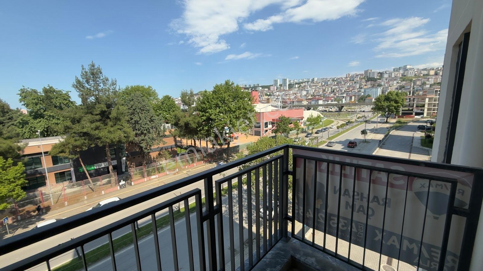 Şehr-i Bahçe Bölge Uzmanı Rahşan Çam'dan Satılık 3+1 - Görsel 18