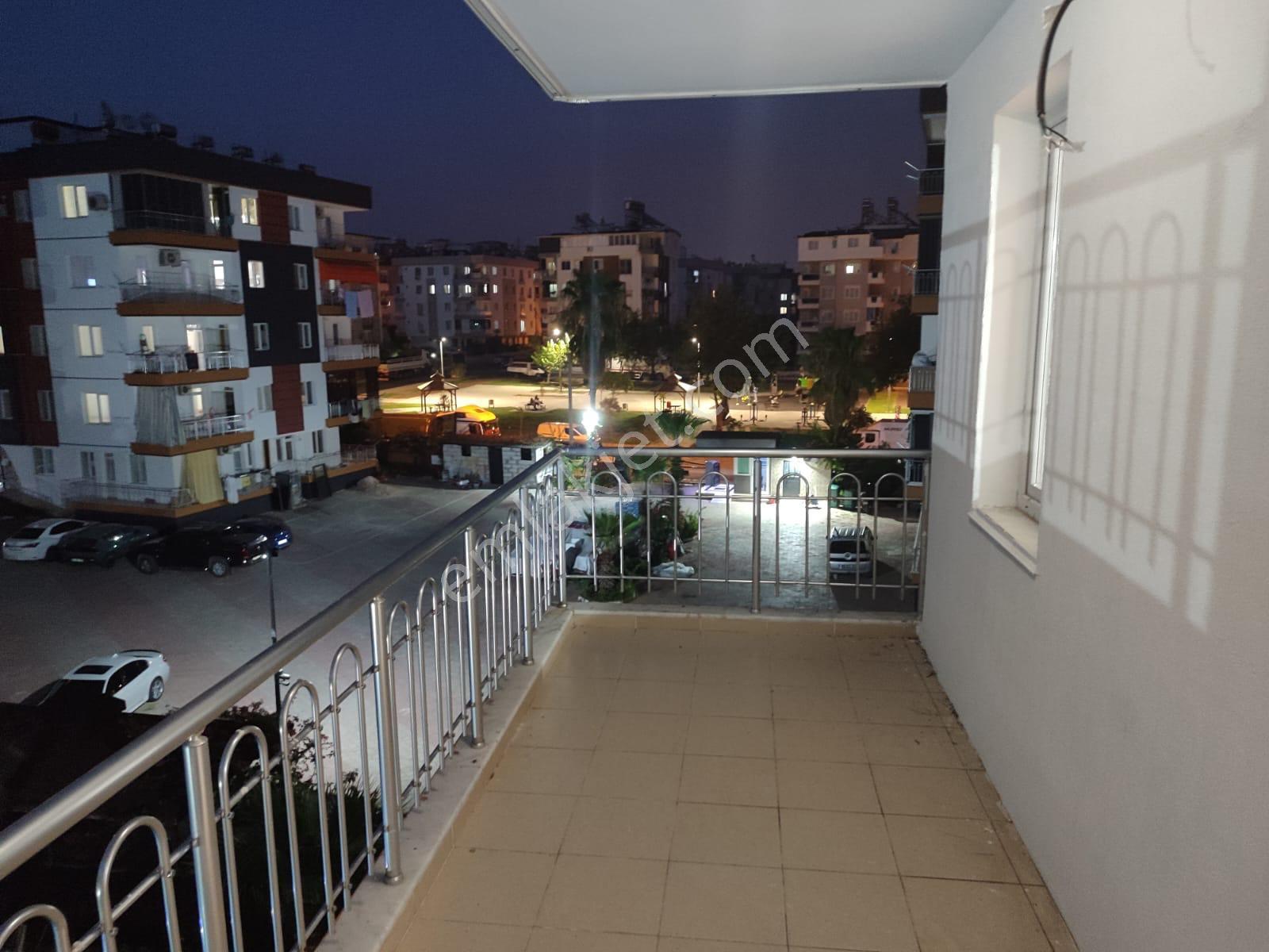 Ünsal Mahallesinde Havuzlu Site İçinde Satılık - Görsel 4