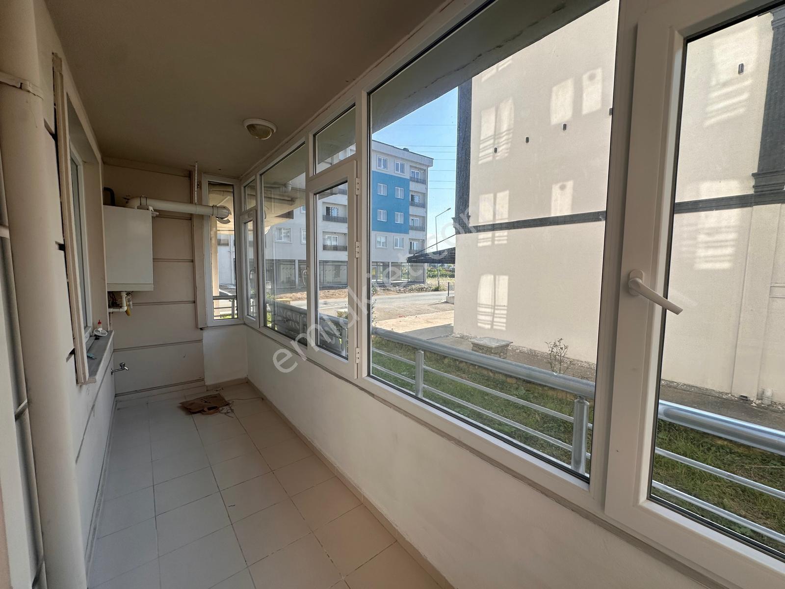Century 21'den Karşıyaka'da Kiralık 1+1 - Görsel 10