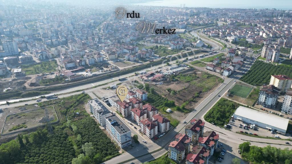 Century 21'den Karşıyaka'da Kiralık 1+1 - Görsel 4