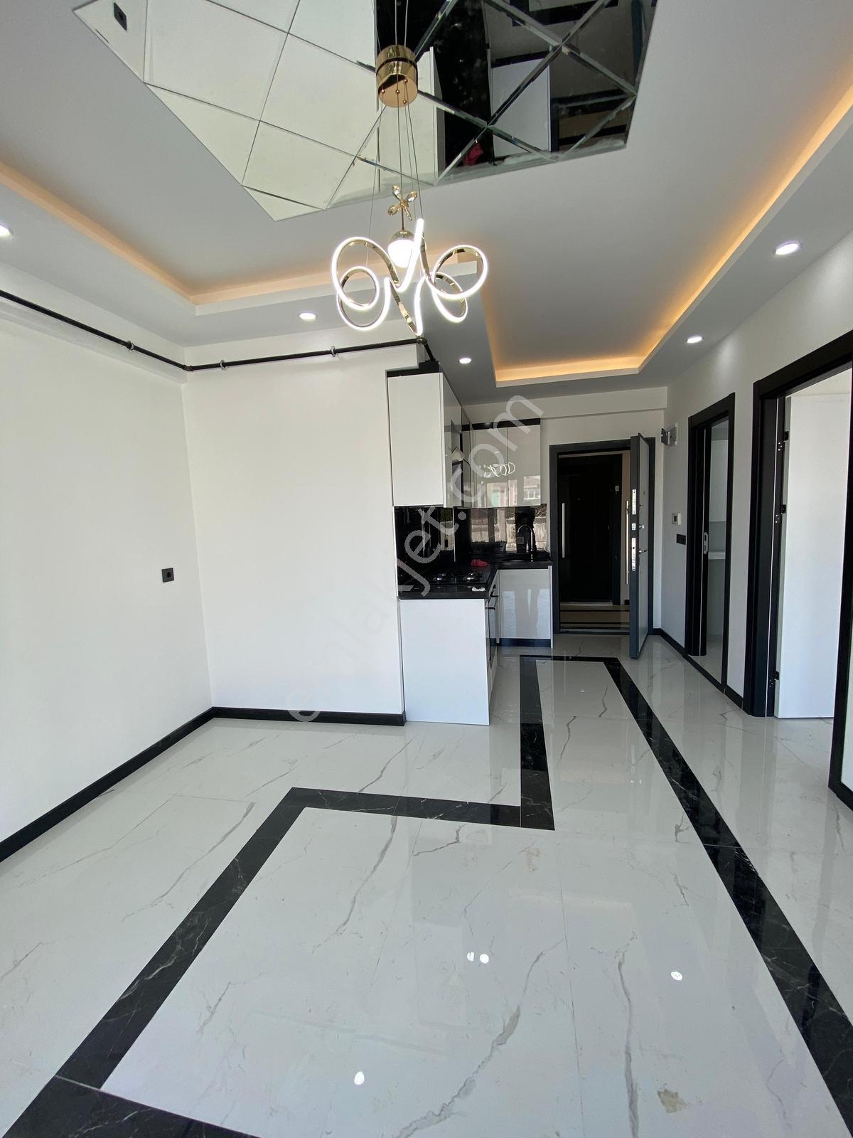 Havuzlar Mahallesi'nde Özel Bahçe Kullanımlı 1+1 Kiralık Daire - Görsel 11