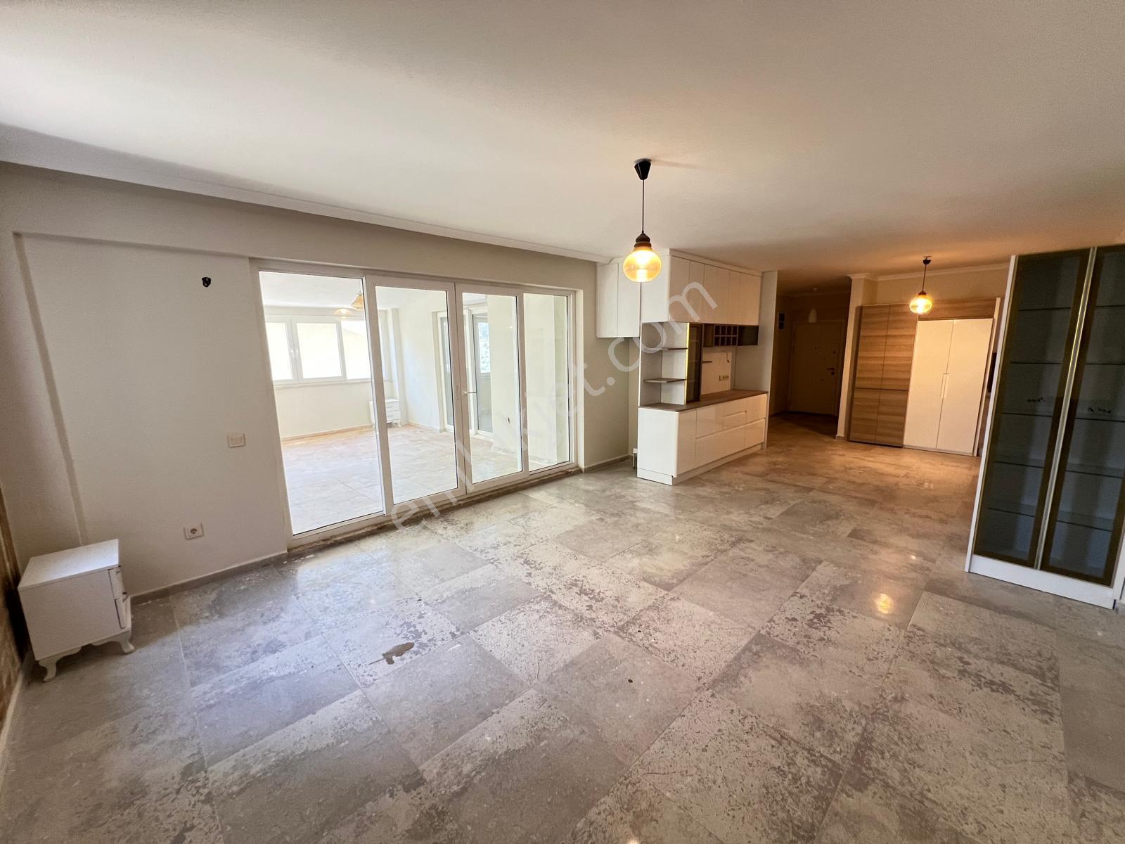 Goldhouse Dan Kiralık Daire Myrapark Da 2+1 Teraslı Fırsat - Görsel 3