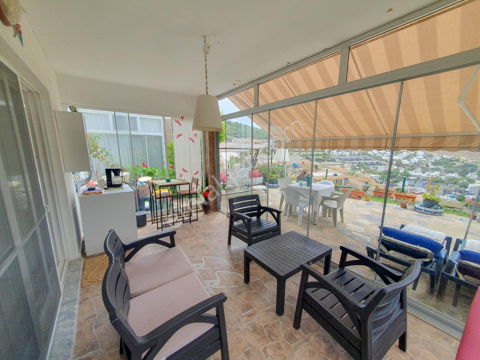 Bodrum Gümüşlük'te Satılık Harika Manzaralı Site İçi 3+1 Villa - Görsel 31