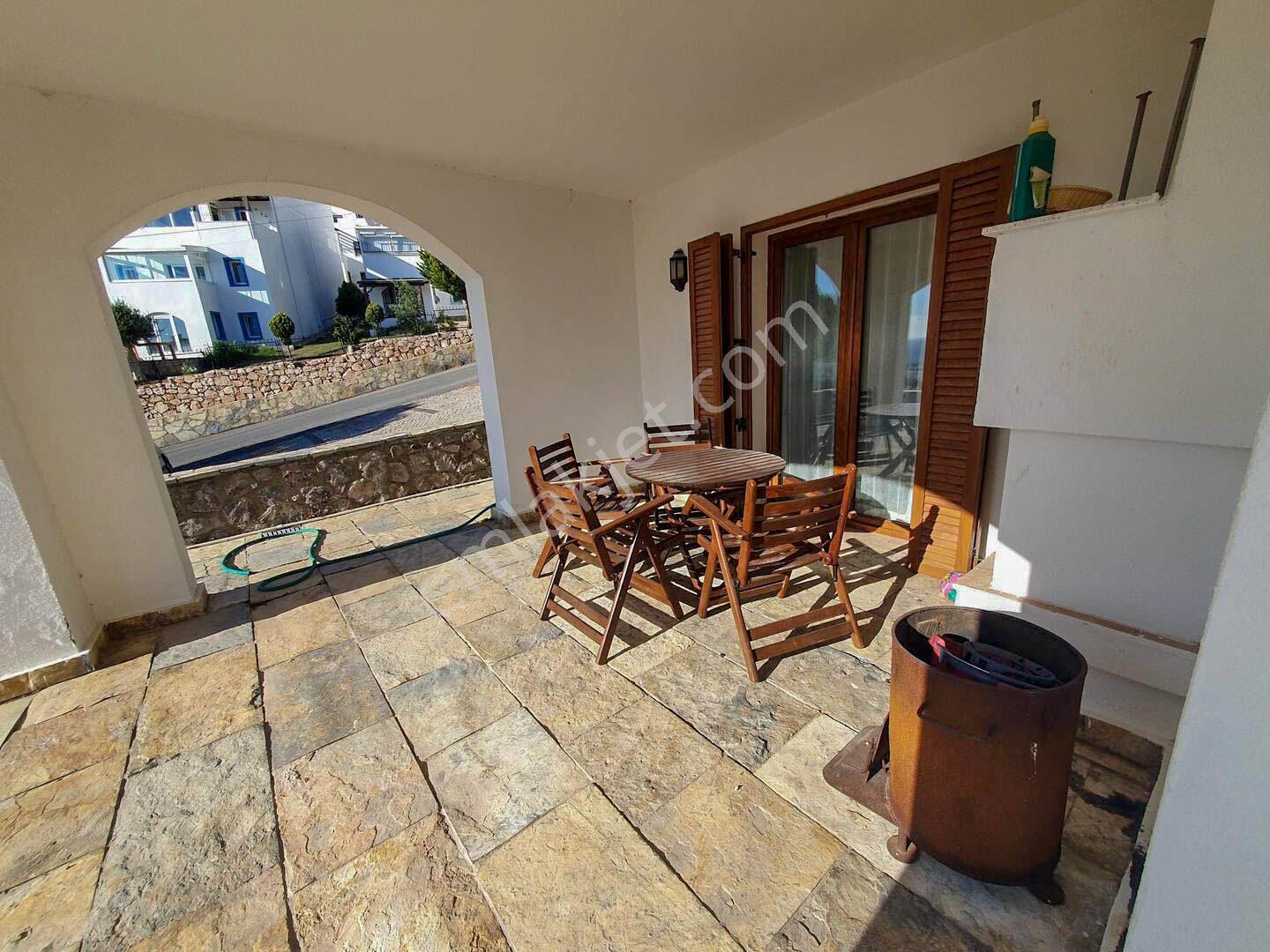 Turgutreis'te Satılık Havuzlu Sitede Deniz Manzaralı Daire - Görsel 5