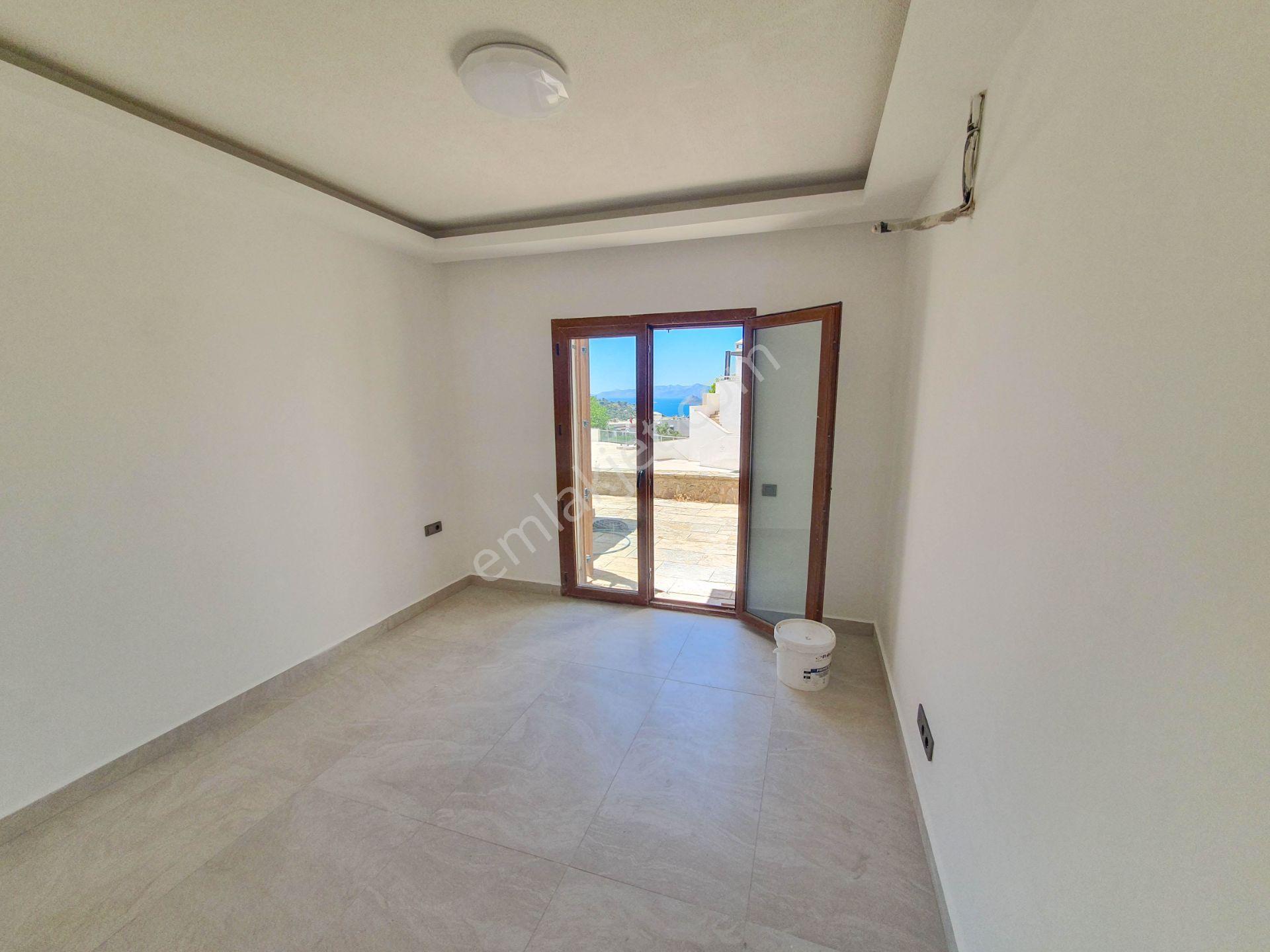 Turgutreis'te Satılık Havuzlu Sitede Deniz Manzaralı Daire - Görsel 23