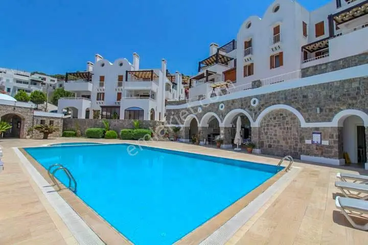 Turgutreis'te Satılık Havuzlu Sitede Deniz Manzaralı Daire - Görsel 3
