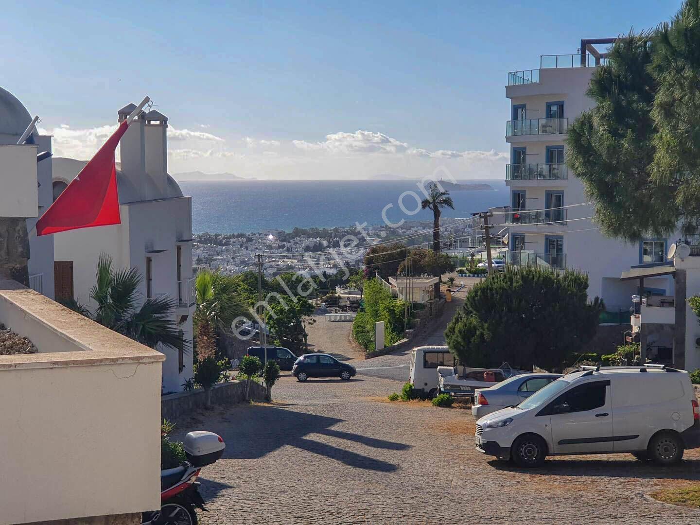 Turgutreis'te Satılık Havuzlu Sitede Deniz Manzaralı Daire - Görsel 4