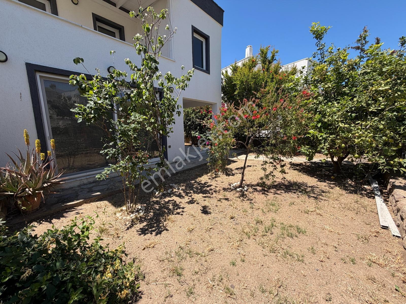 Bodrum Akyarlar'da Satılık Müstakil Bahçeli Site İçi 3+1 Villa - Görsel 7