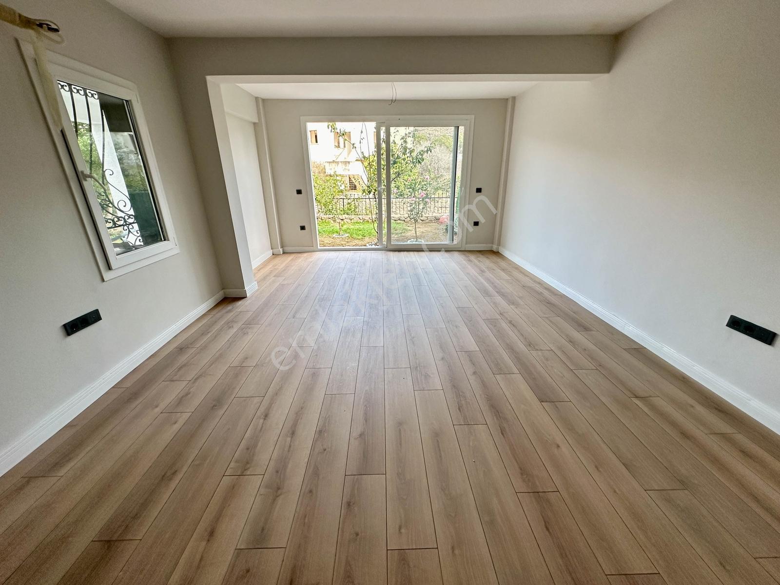 Bodrum Akyarlar'da Satılık Müstakil Bahçeli Site İçi 3+1 Villa - Görsel 17