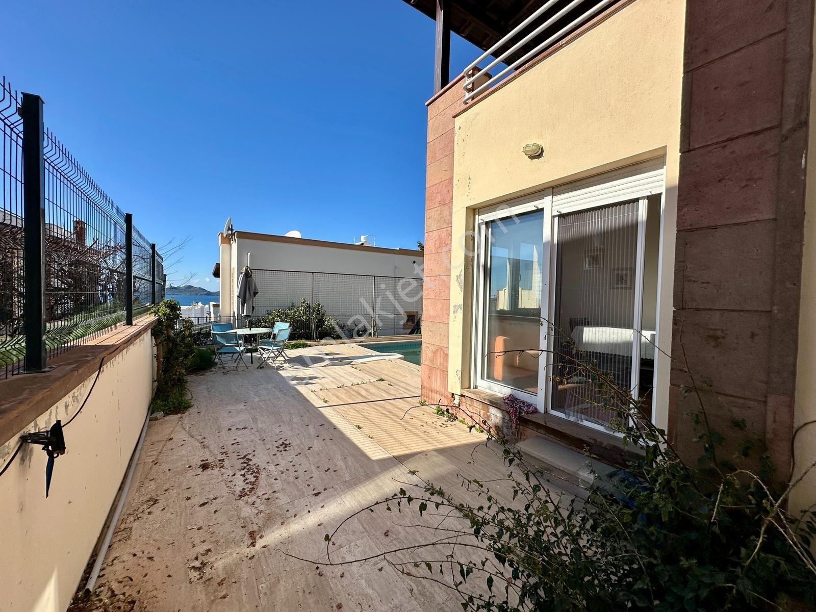 Turgutreis Yalı'da Harika Deniz Manzaralı Havuzlu Müstakil Villa - Görsel 24