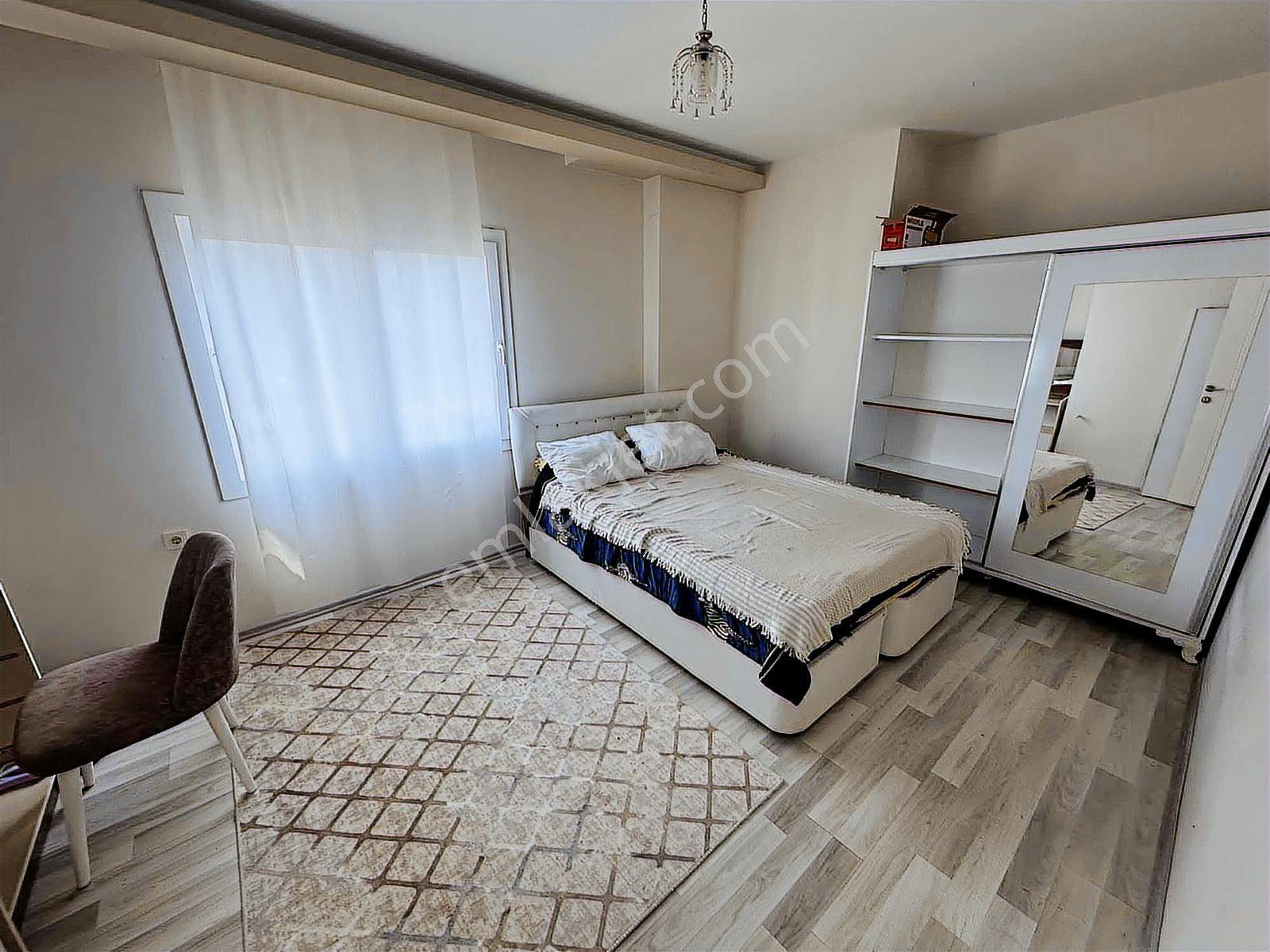 Erdemli Akdeniz Mahallesinde 1+1 Full Eşyalı Geniş Daire - Görsel 14