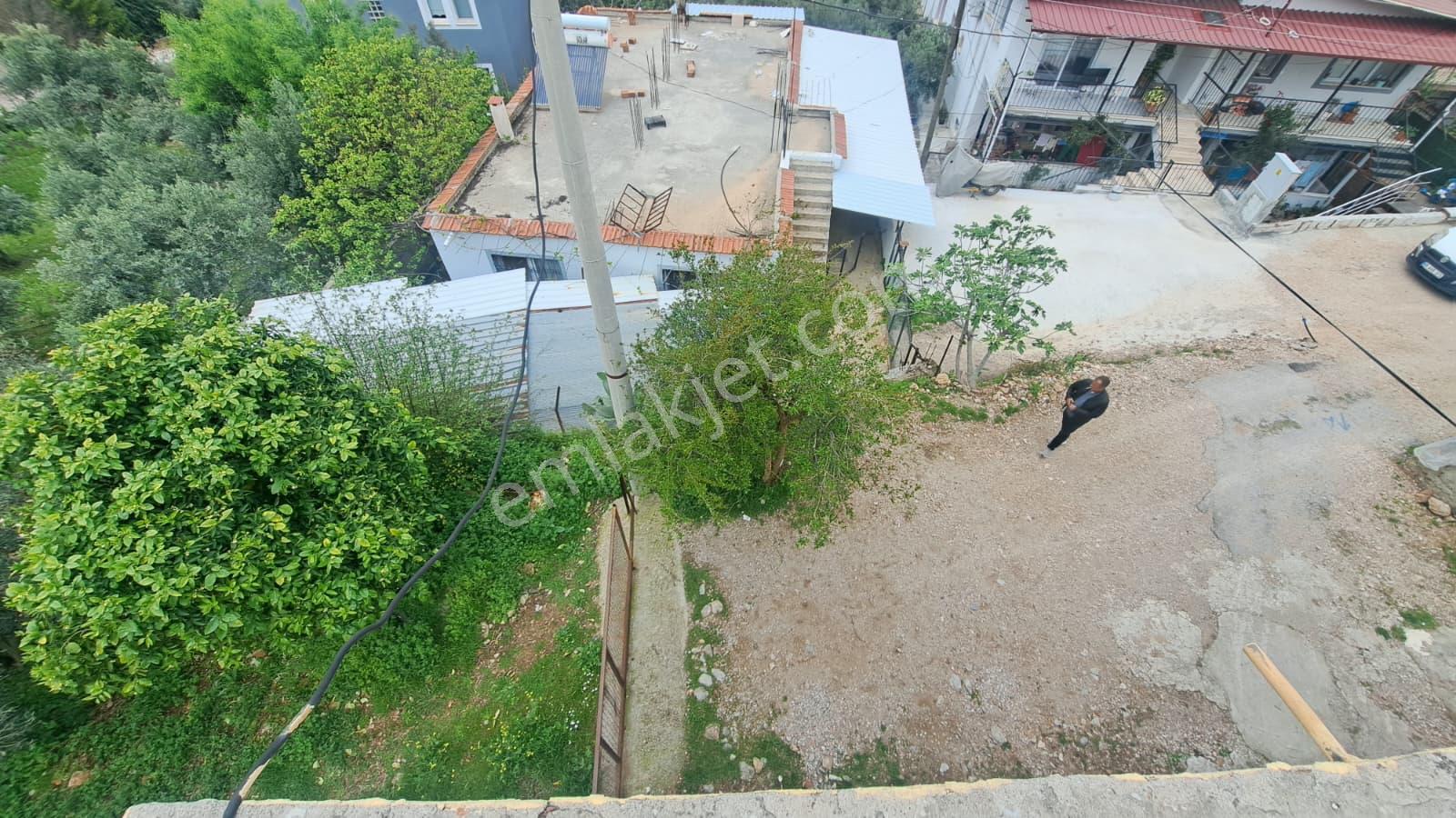 Stop'tan Esenköy Bademli 2 Katlı Ev Ve Arazi - Görsel 14