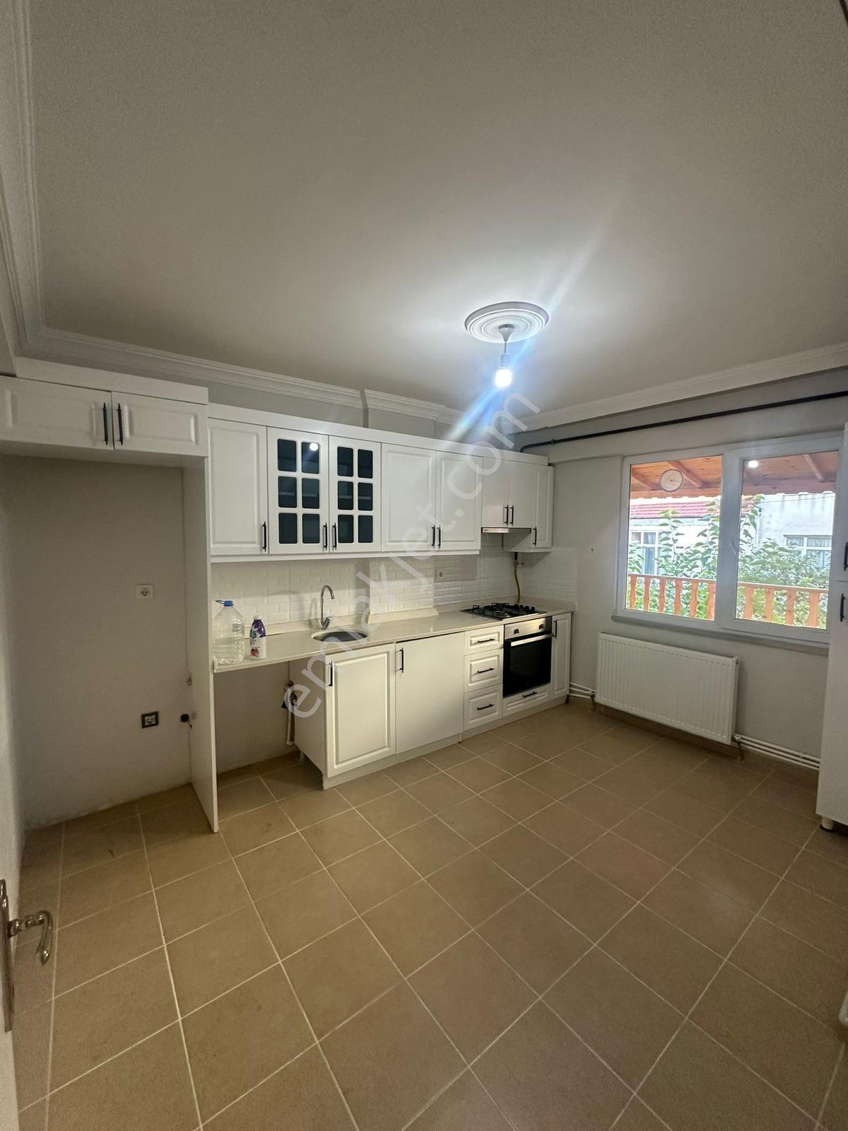 Yeni Mah. Çarşı İçi Kiralık Geniş 2+1 125m² Teraslı Daire - Görsel 4