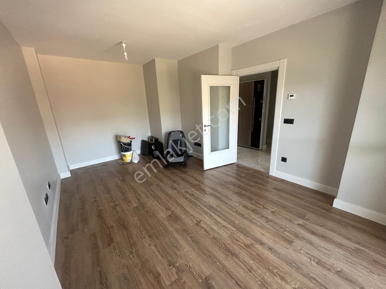 Üsküdar Mehmet Akif Ersoy'da Yeni Site Merkezi Konum 2+1 Satılık - Görsel 26