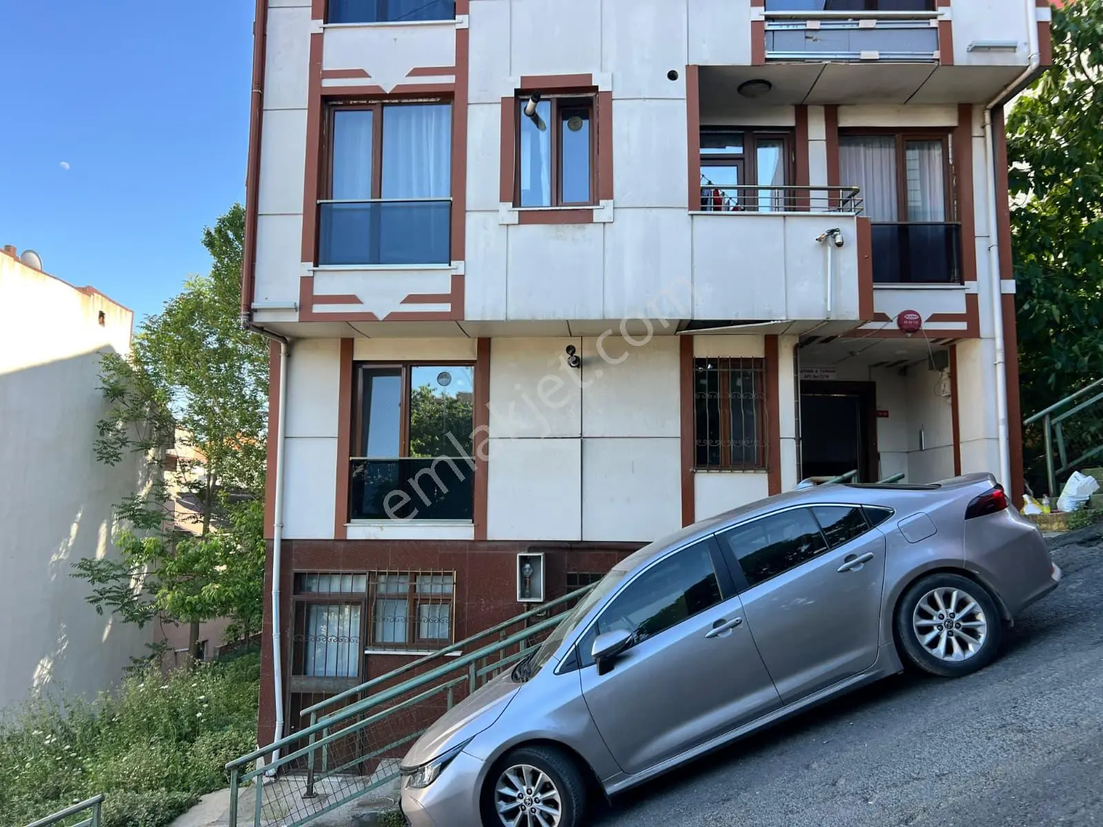 Sahibinden Rami Cuma Mahallesi Kiralık Lüks 1+1 Yüksek Giriş