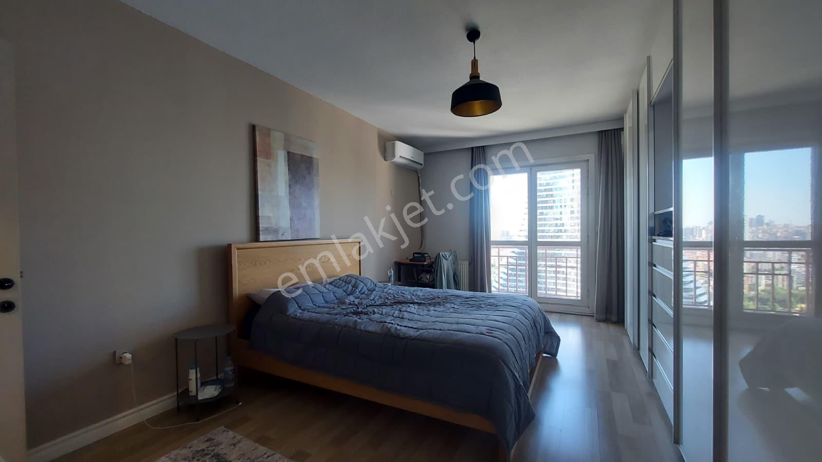 Ataşehir Bulvarda Satılık 1+1 Daire - Görsel 17