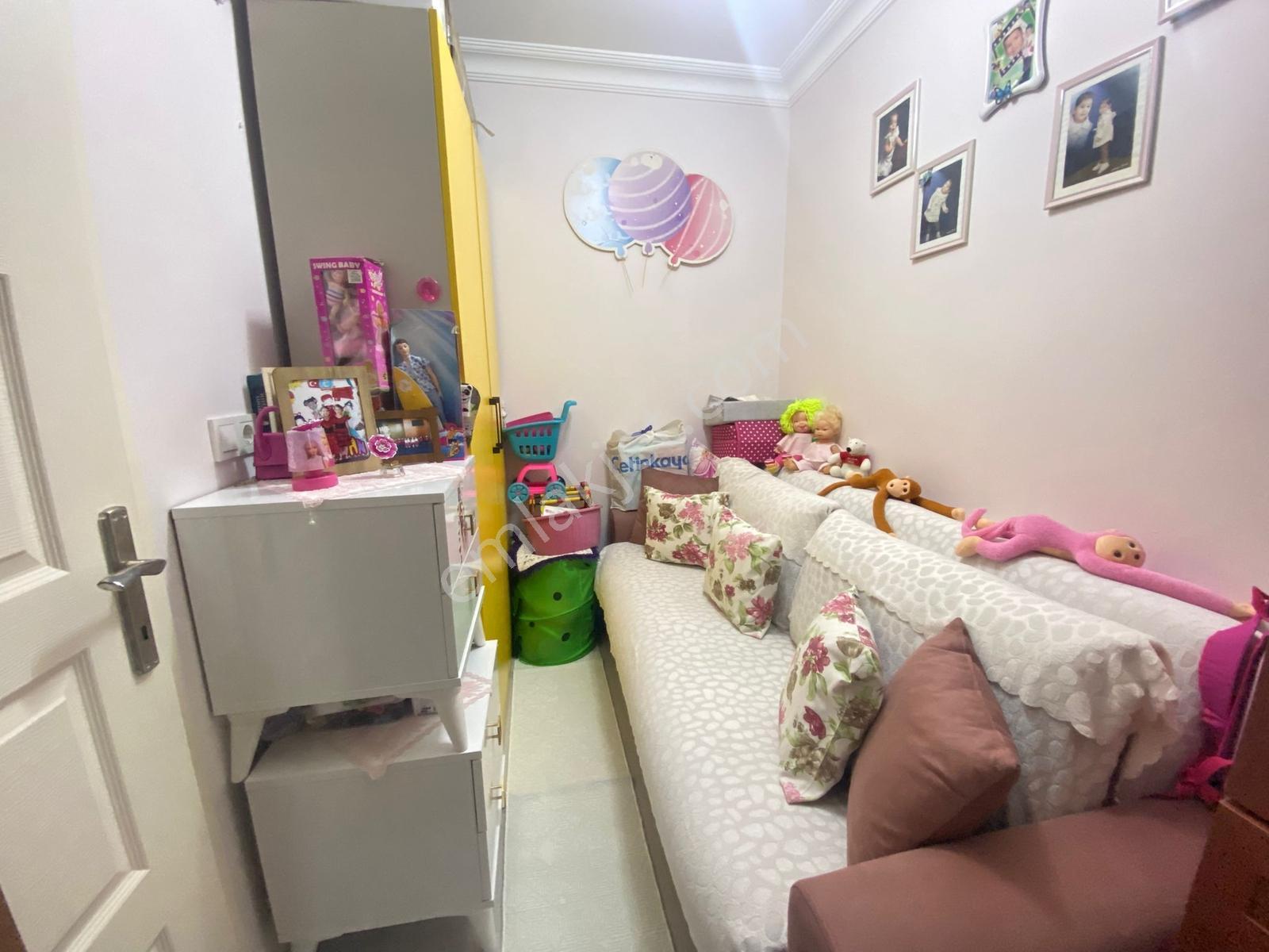 ╣goped╠ Cephanelik Sokak'ta Satılık 90m2 Yarı Bodrum 2+1 Bahçeli - Görsel 15