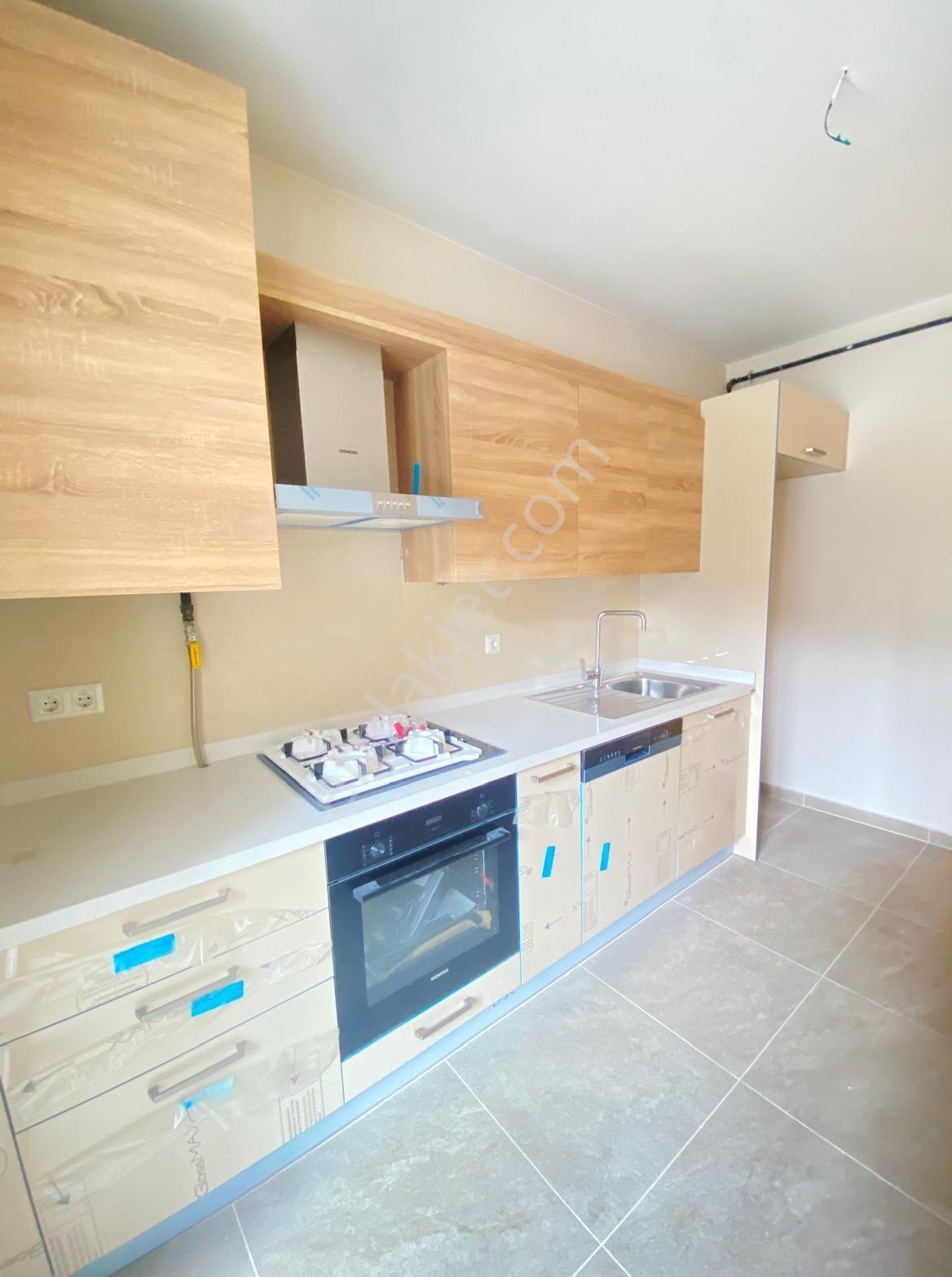 Erenköyde Divanın Sokağında 2+1 80 M2 Net - Görsel 31