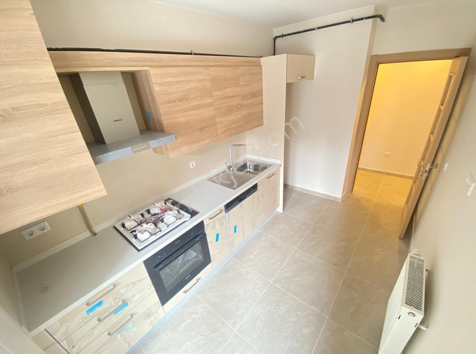Erenköyde Divanın Sokağında 2+1 80 M2 Net - Görsel 32