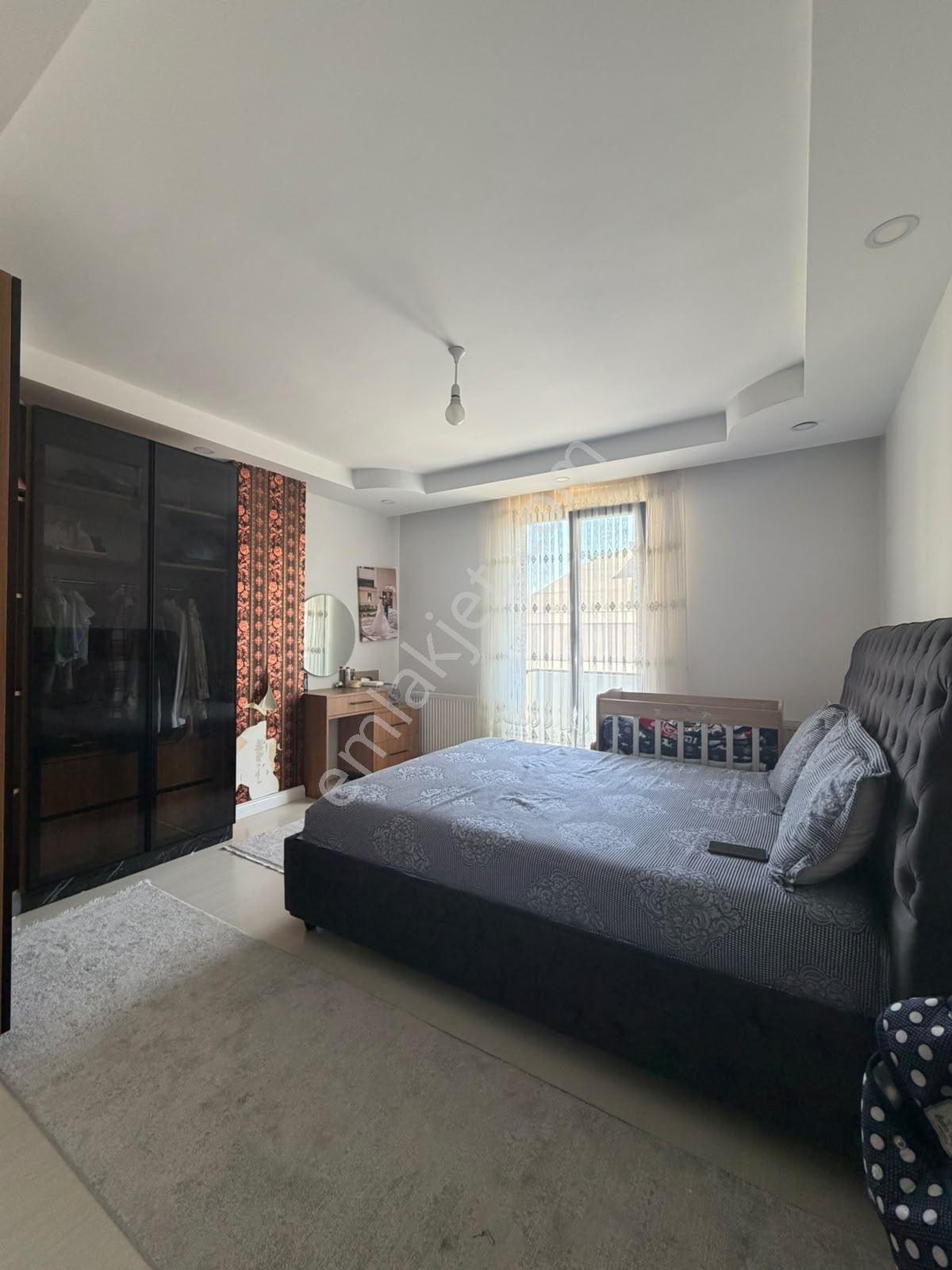 Deniz Ve Yaşam Vadisi Manzaralı Kiralık 4+2 Dubleks - Görsel 29