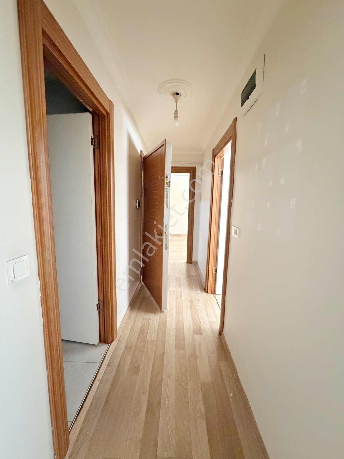 Familyadan Girne Cad Alt Sokağında 2+1 Satılık 85m2 Yüksek Giriş - Görsel 4