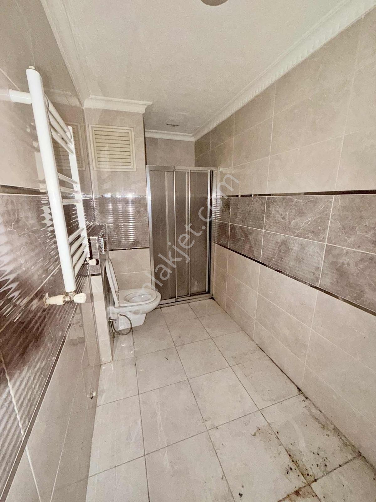 Familyadan Girne Cad Alt Sokağında 2+1 Satılık 85m2 Yüksek Giriş - Görsel 3
