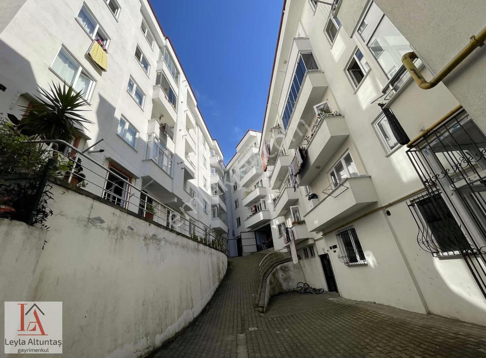 Aydınlıkevler'in Göbeğinde Masrafsız Site İçi Satılık 3+1 Daire - Görsel 8