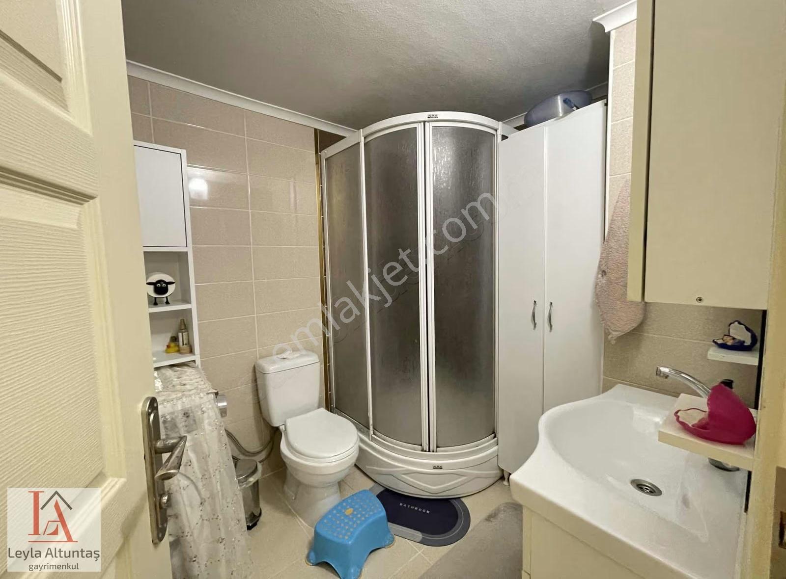 Aydınlıkevler'in Göbeğinde Masrafsız Site İçi Satılık 3+1 Daire - Görsel 19