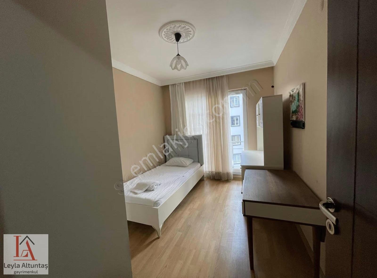 Yalıncakta Kesintisiz Deniz Manzaralı Eşyalı Kiralık 4+1 Daire - Görsel 31