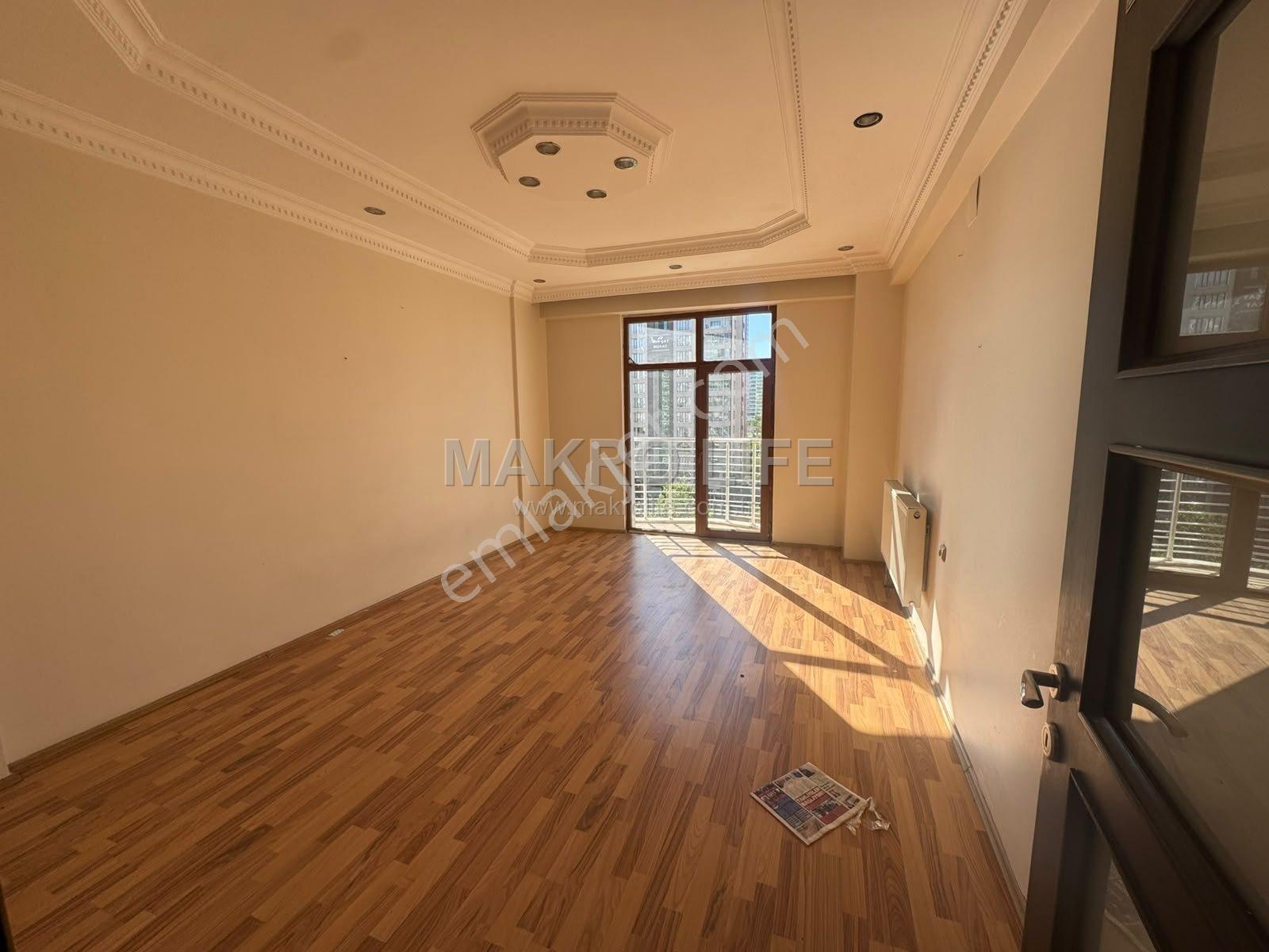 75 Ana Caddeye Sıfır Taşınmaya Hazır 4+1 Acill Fırsat Daire - Görsel 15