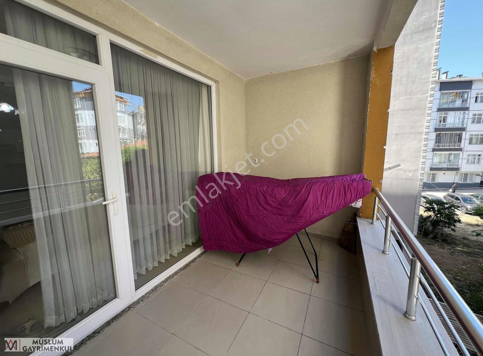 Meydanda 150m2 3+1 Kaçırılmayacak Oturuma Hazır Fırsat Daire - Görsel 9