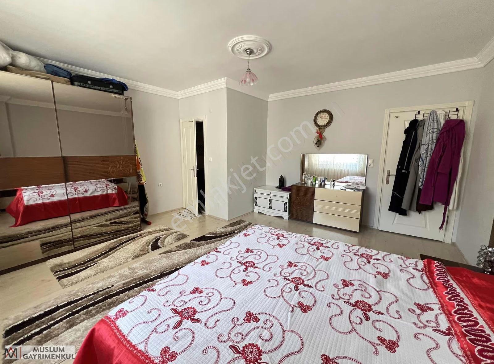 Meydanda 150m2 3+1 Kaçırılmayacak Oturuma Hazır Fırsat Daire - Görsel 22