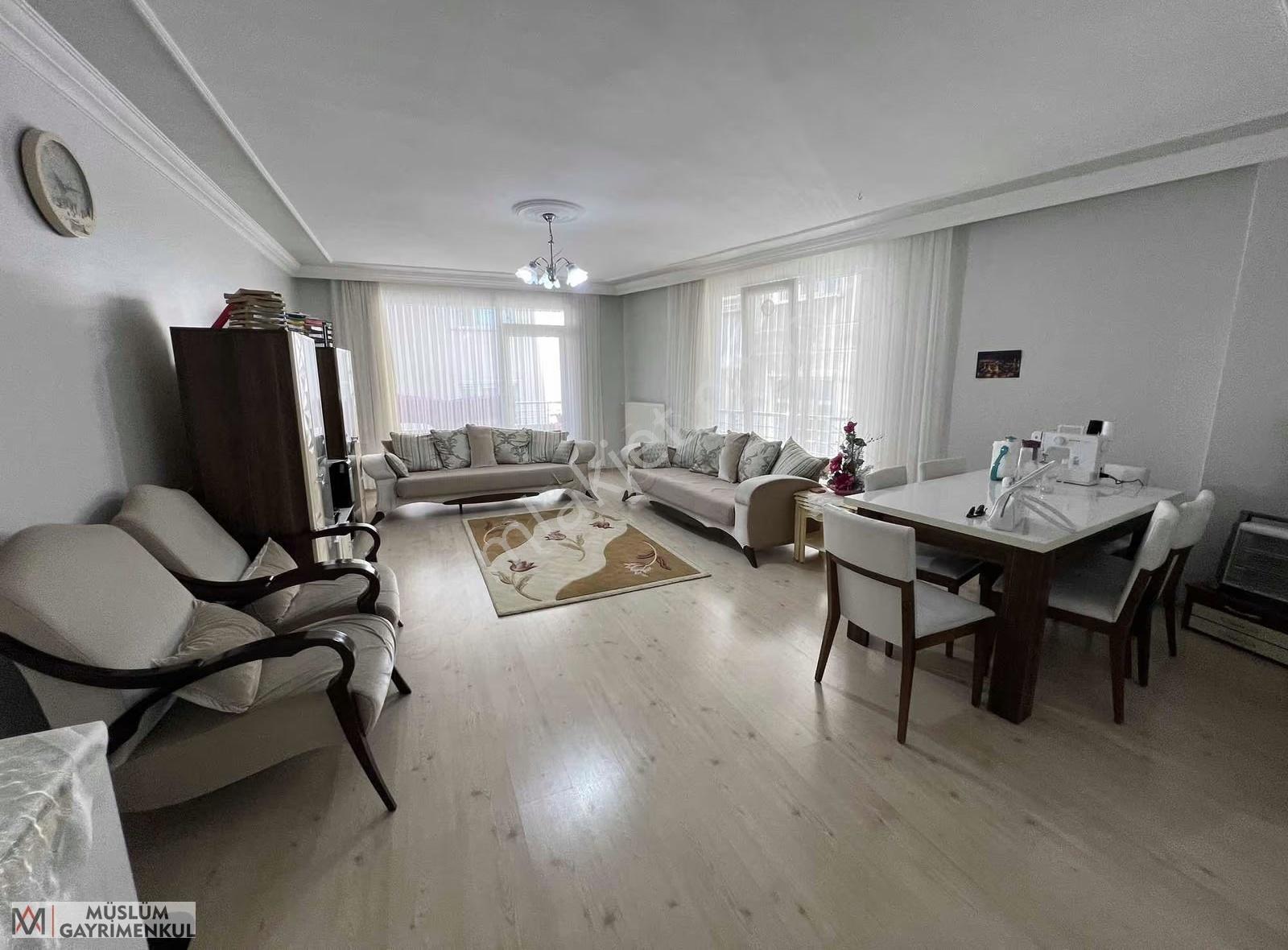 Meydanda 150m2 3+1 Kaçırılmayacak Oturuma Hazır Fırsat Daire - Görsel 10