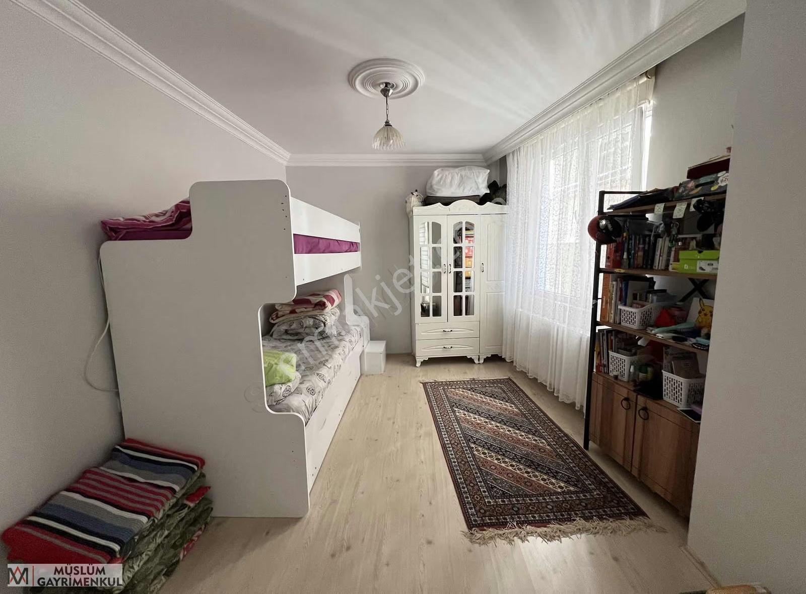 Meydanda 150m2 3+1 Kaçırılmayacak Oturuma Hazır Fırsat Daire - Görsel 6
