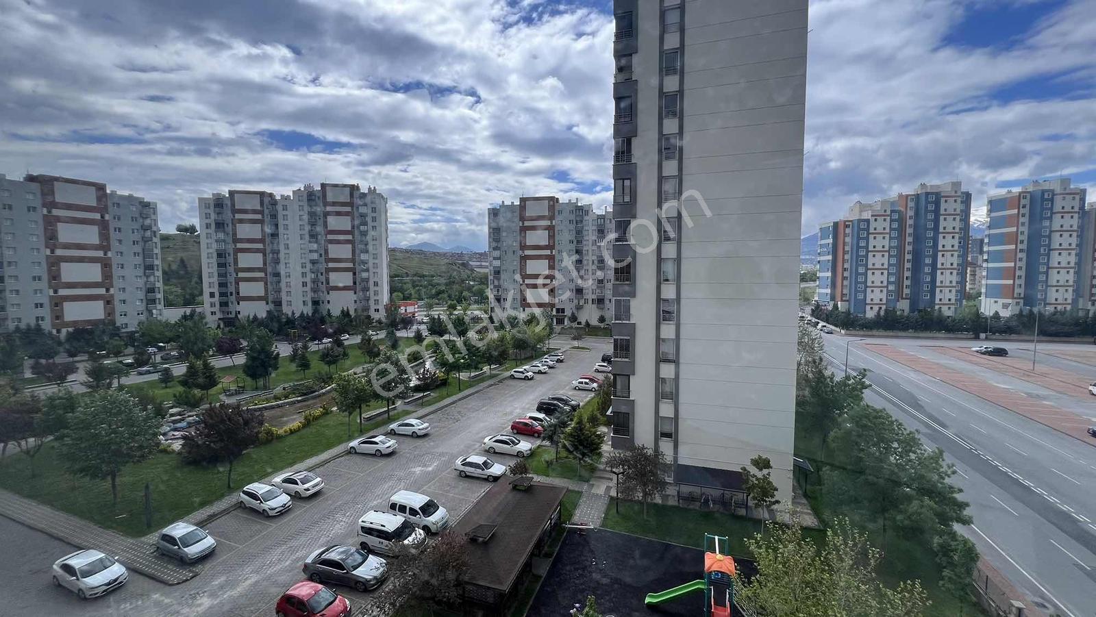 Konal/ Bölgenin En Prestijli Sitesinde 3+1 Köşe Daire Satılık - Görsel 7
