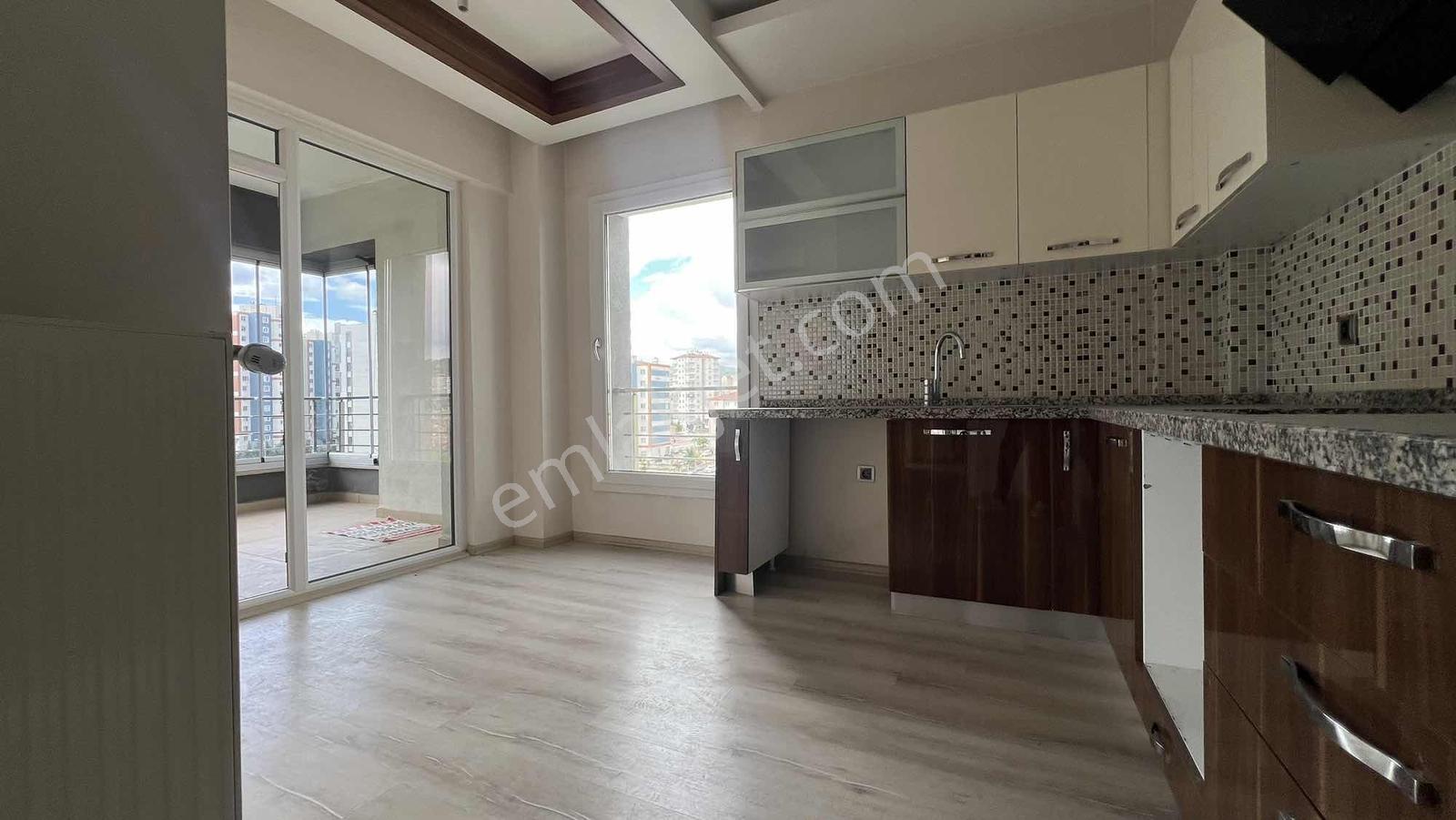Konal/ Bölgenin En Prestijli Sitesinde 3+1 Köşe Daire Satılık - Görsel 15