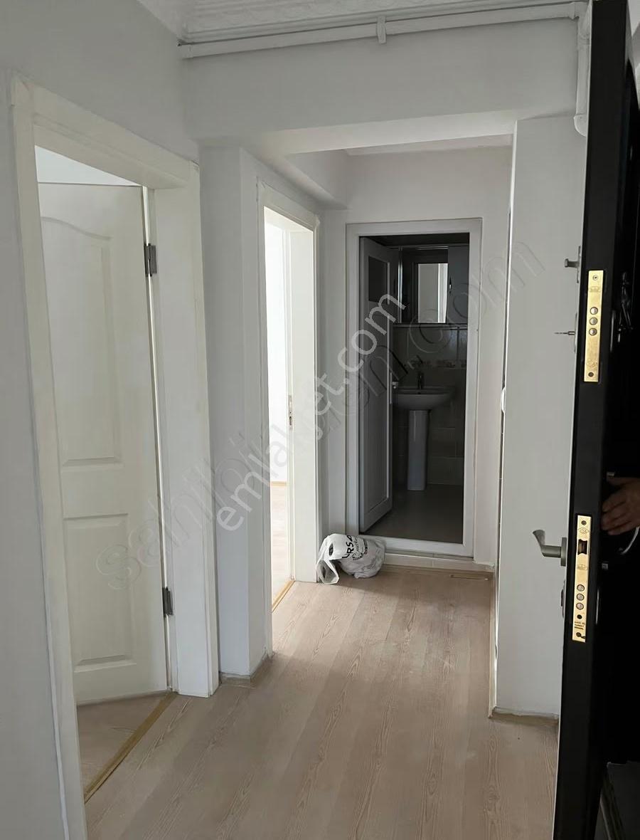Demritaş'da Aile Tipi Geniş 2+1 95 M2 Net Kiralık Daire - Görsel 4