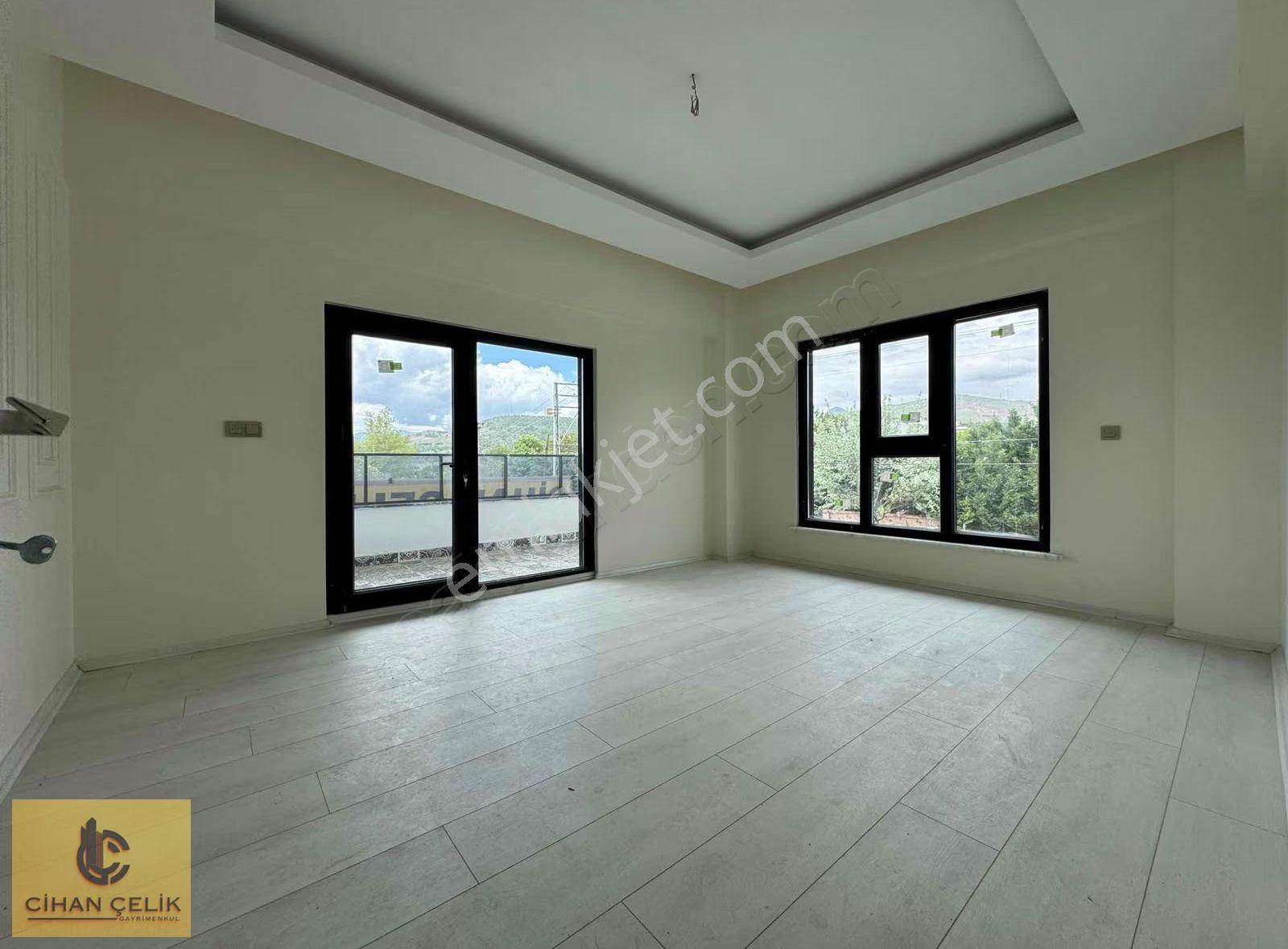Yenisille Caddesinde 565 M2 Arsa İçinde Muazzam Müstakil Villa - Görsel 13