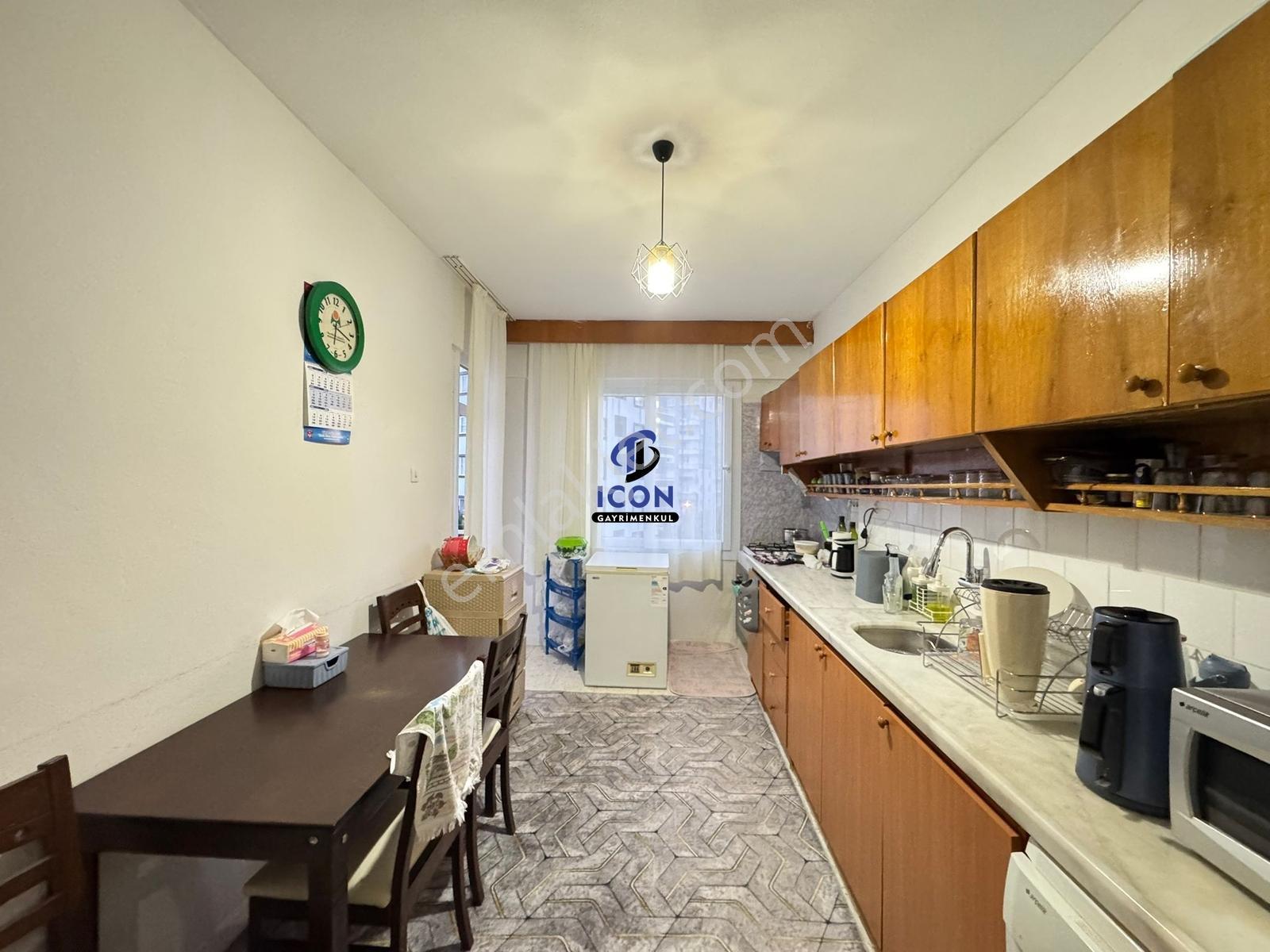 Icon'dan Menderes Mah'de Aranan Konumda Bakımlı Sitede 3+1 - Görsel 25