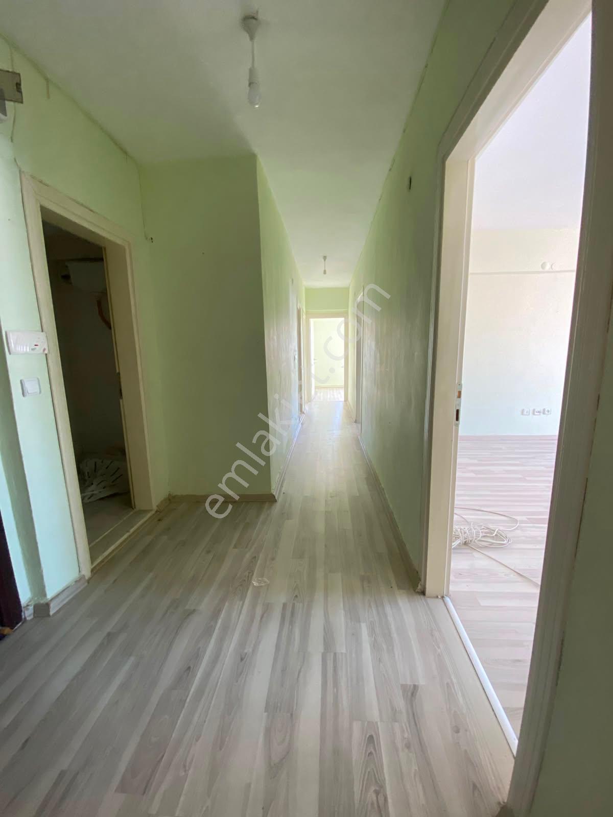 Esenyurt Metrobüsün Dibi Site İçerisinden 3+1 Kiralık 38.500 - Görsel 18