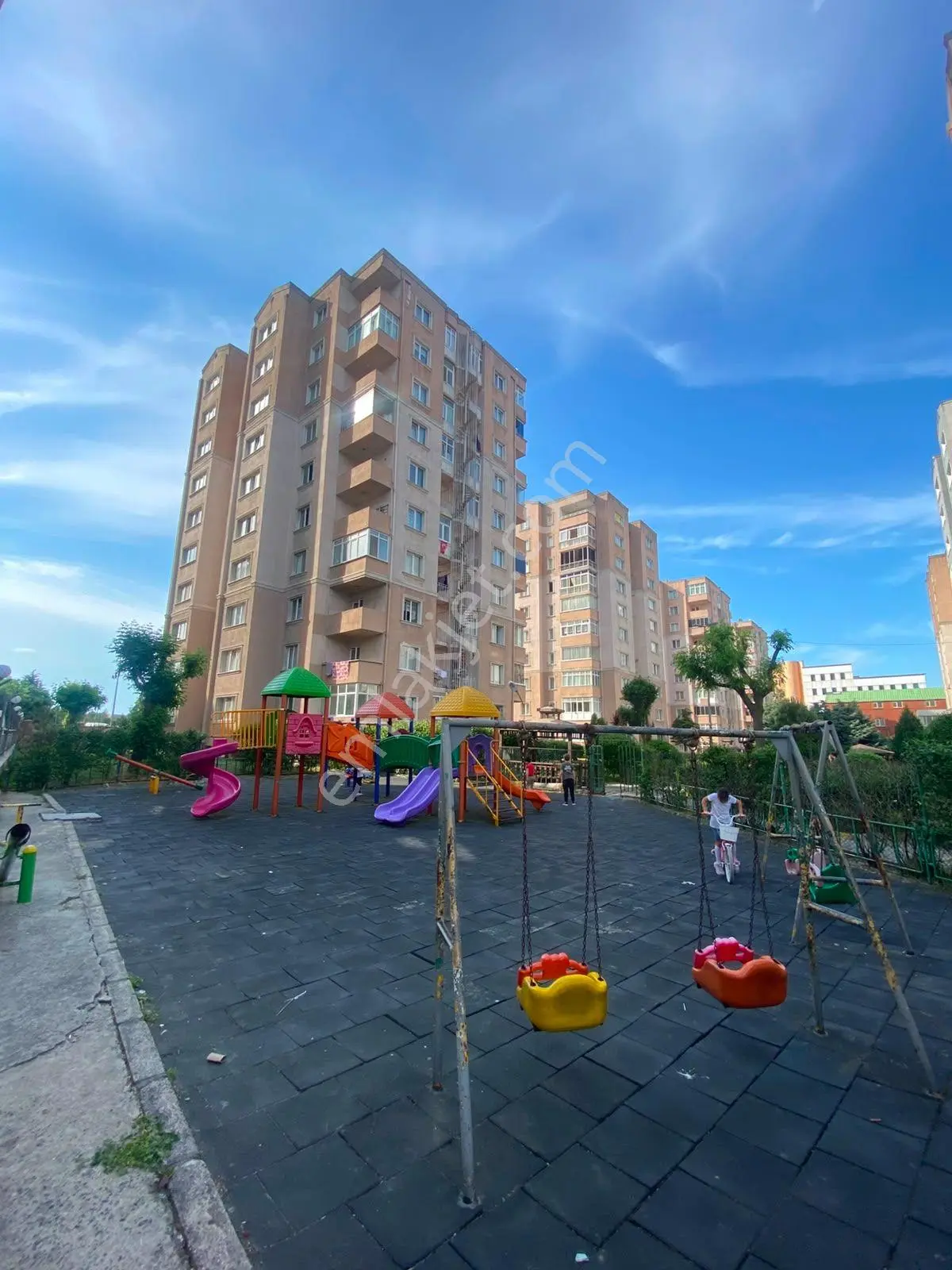 Esenyurt Metrobüsün Dibi Site İçerisinden 3+1 Kiralık 38.500 - Görsel 2