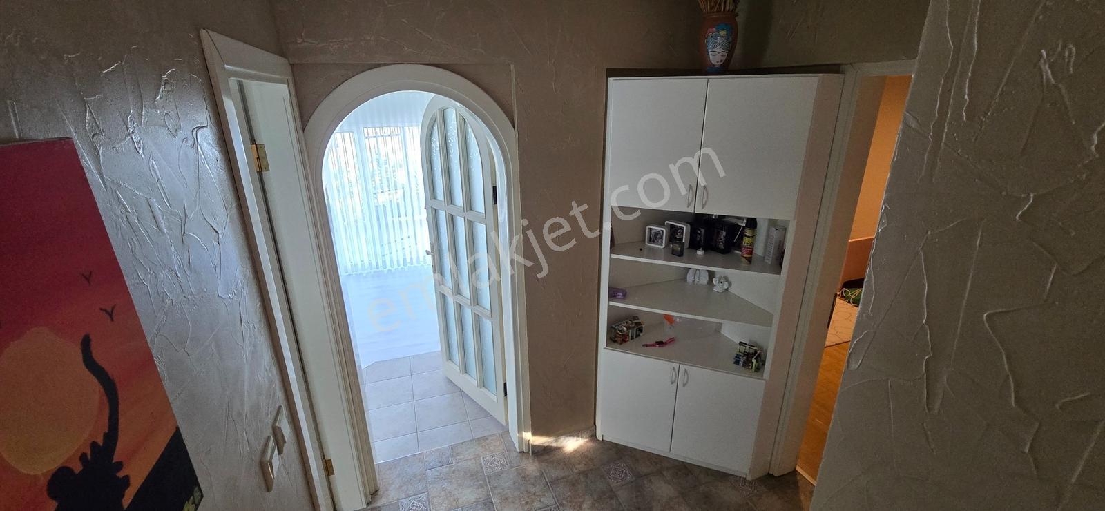 Serdivan Esentepe De Esen Kent Sitesinde 4+1 Villa Göl Manzaralı - Görsel 18